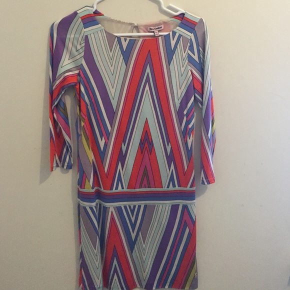quarter sleeve length dress