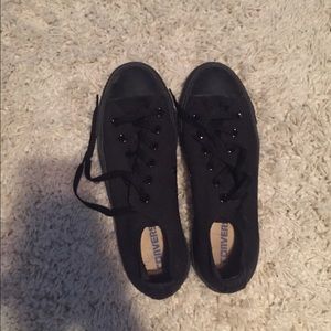 BLACK CONVERSE