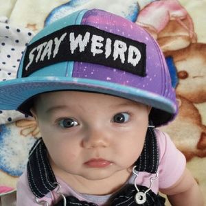 Stay Weird hat