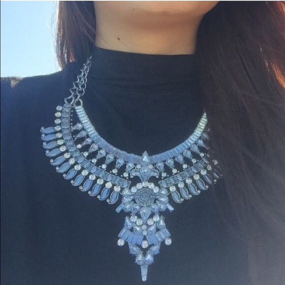 Beautiful boho chunky statement necklace - Picture 4 of 4