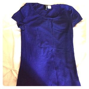 Royal blue H&M shirt sleeve basic tee