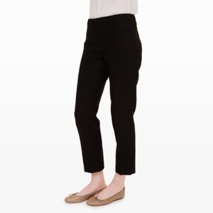 Club Monaco cropped pants in black