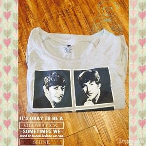 Long Grey sleeve Beatles shirt📻🎙