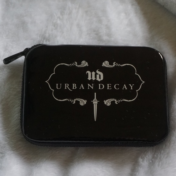 Urban Decay Dangerous Eyeshadow Palette