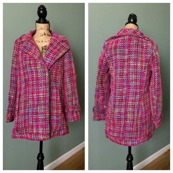 MINKPINK Jackets & Blazers - MINKPINK hot pink boucle coat!