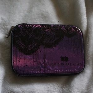 Urban Decay Feminine Eyeshadow Palette