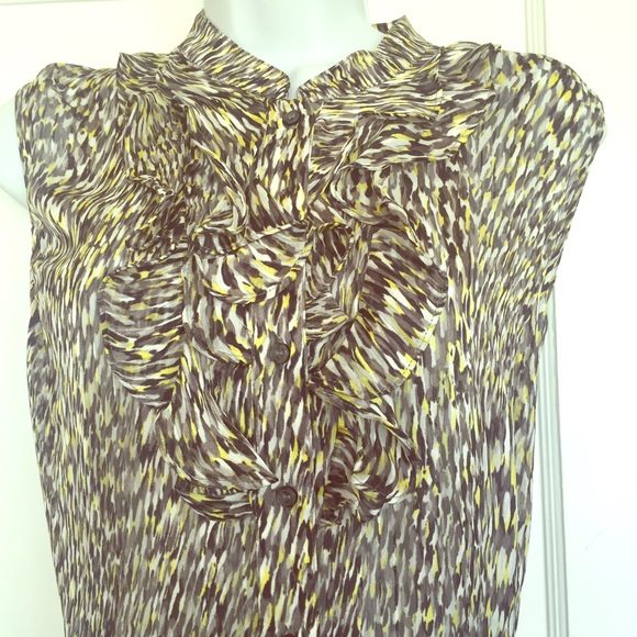 Tahari Sleeveless Top