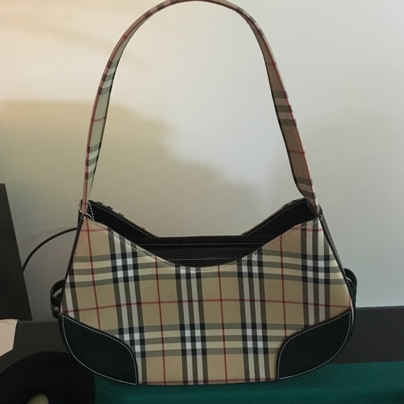 Handbags - 💫Adorable Pocketbook💫
