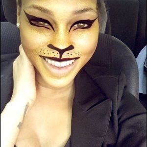 Meet your Posher, Jackie