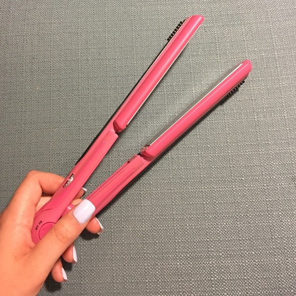 Revlon hair straightener