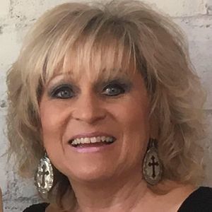 Meet your Posher, Paula