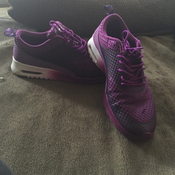 Nike Thea Premium