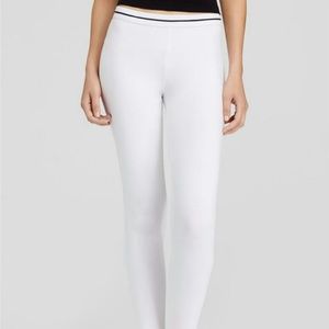 😰LAST DAY😰Hue Skimmer Leggings