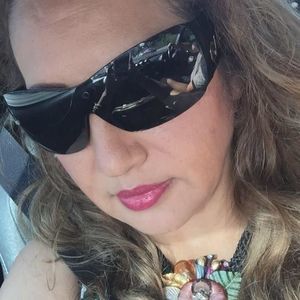 Meet your Posher, Elsa