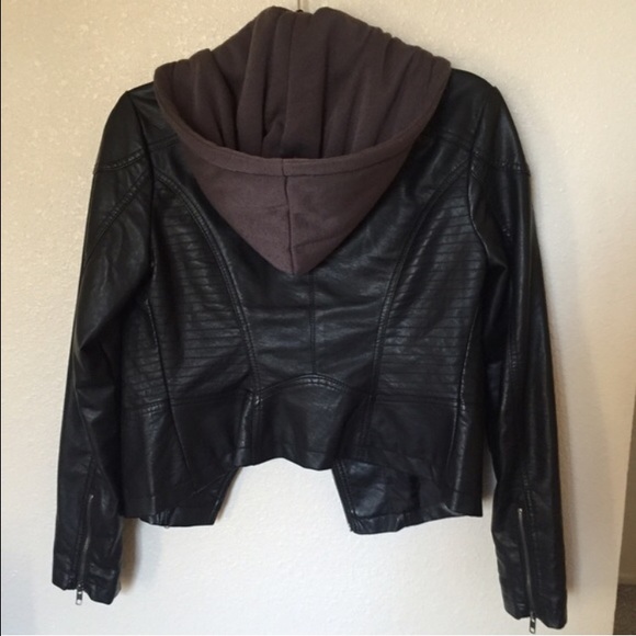 Forever 21 black faux leather hooded jacket - Picture 3 of 3