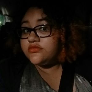 Meet your Posher, Ayla