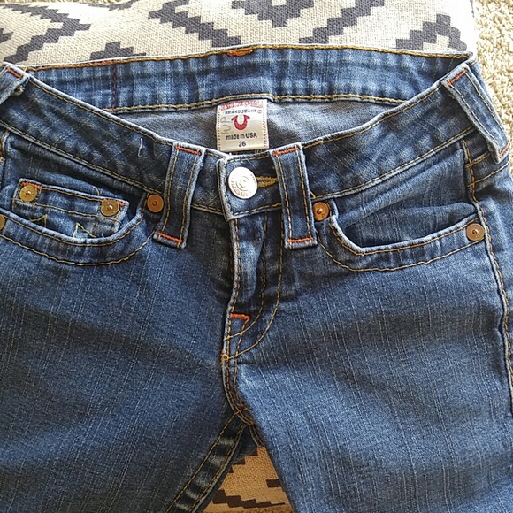Great pair True Religion Bobby's 26 - Picture 2 of 3
