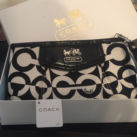 Coach wristlet/clutch