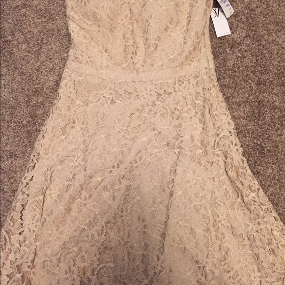 Cute Diane Von Furstenberg lace dress