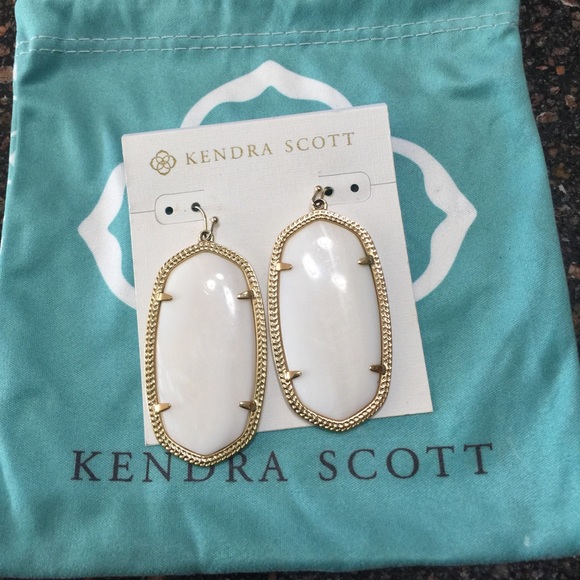 Kendra Scott Earrings!!!