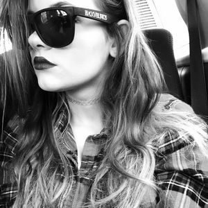 Meet your Posher, Leigha