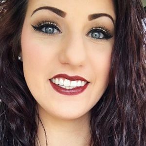 Meet your Posher, Whitney