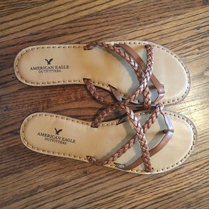 NEVER WORN size 9 American Eagle sandals