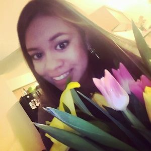 Meet your Posher, Cinthya