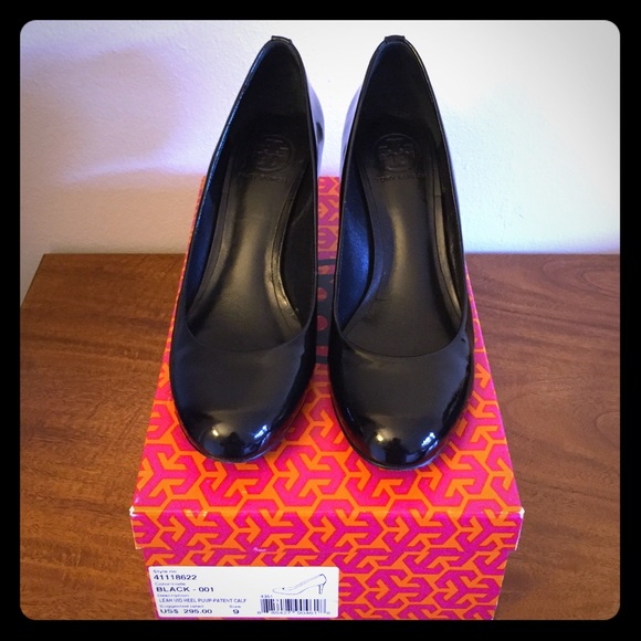 Tory Burch Shoes - Black Patent Leather Tory Burch Leah Mid Heels 9