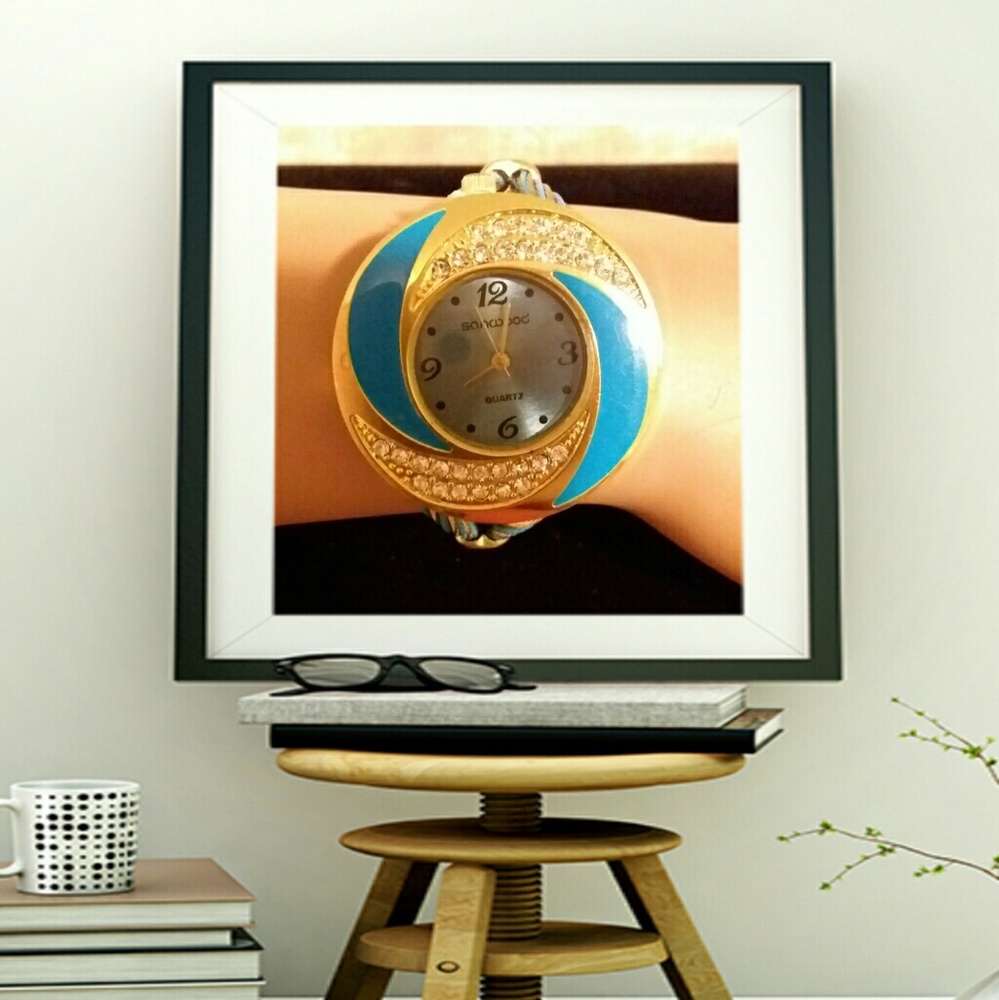 Bangle watch