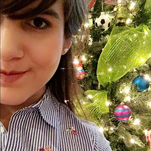 Meet your Posher, Lizetty - Picture 3 of 4