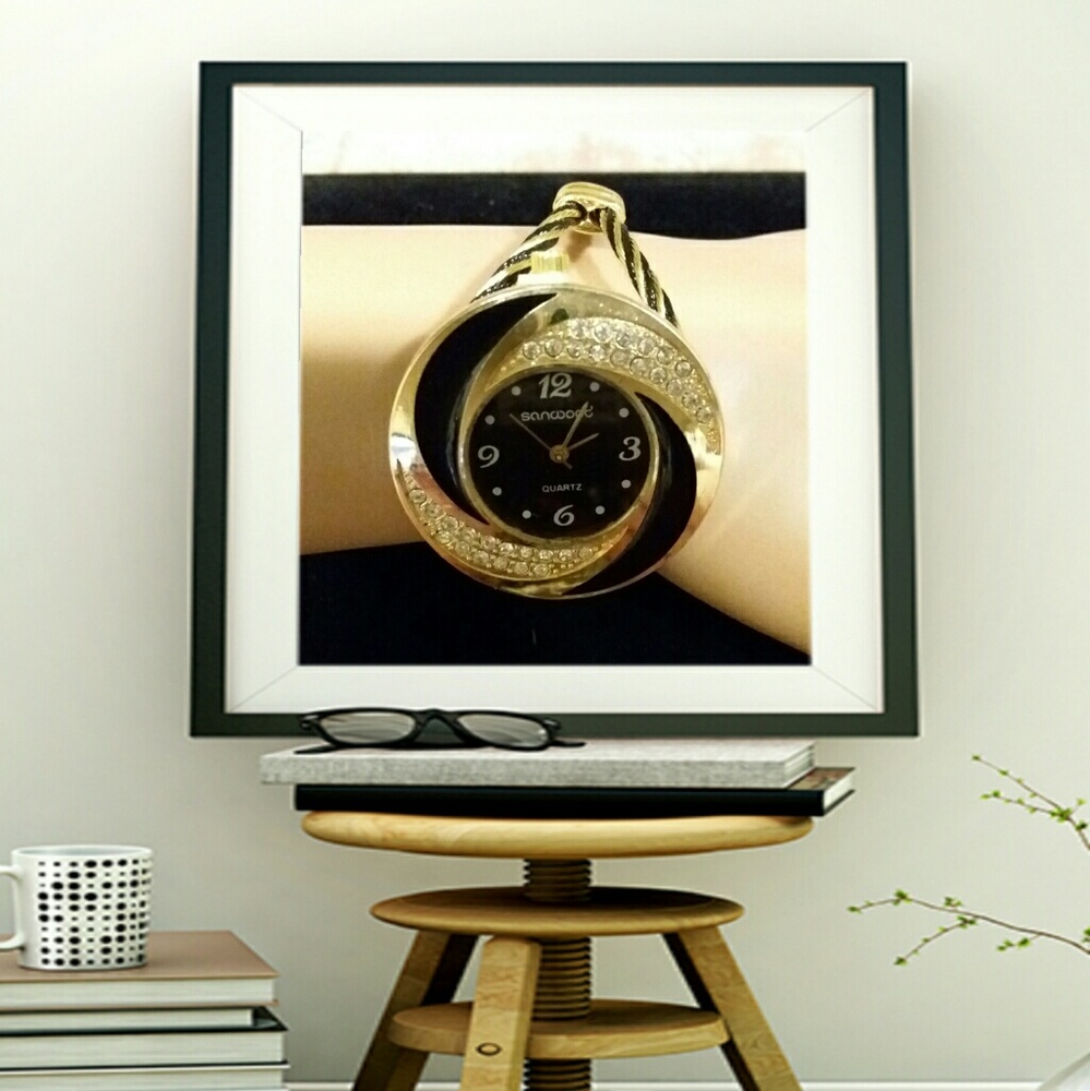 Bangle watch