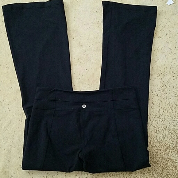 Lululemon yoga pants