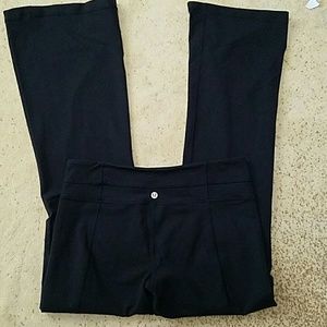 Lululemon yoga pants