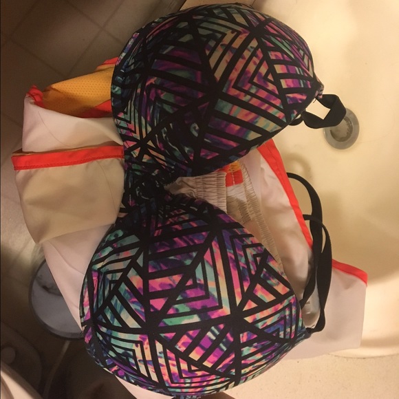 34D PINK VS bra