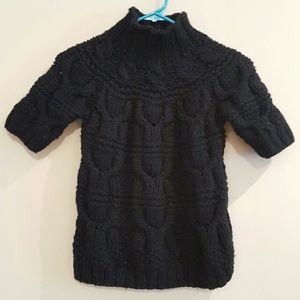 Max Studio wool cable knit short sleeve sweater
