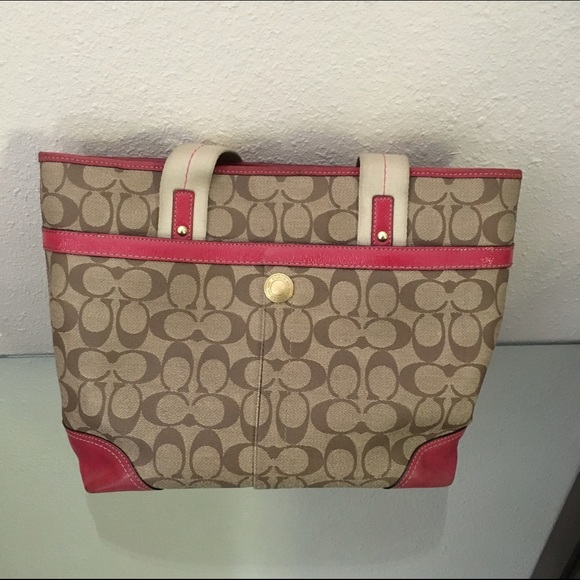 Coach Pink Ruby Signature Canvas - Picture 2 of 4
