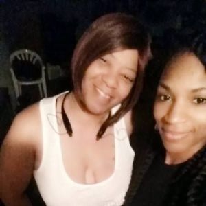 Meet your Posher, Elnora