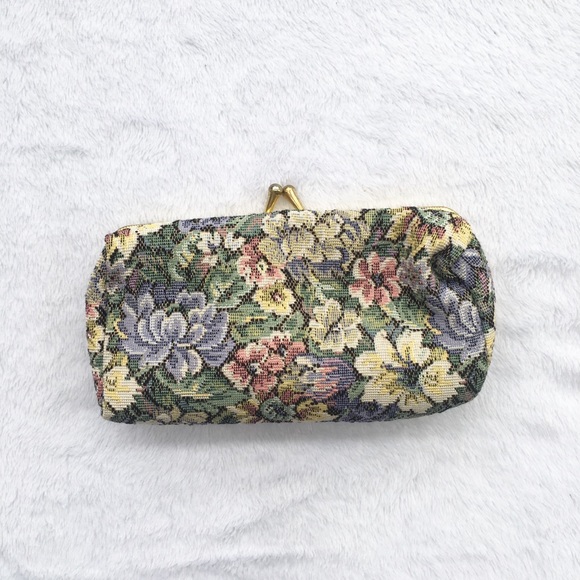 Floral Clutch