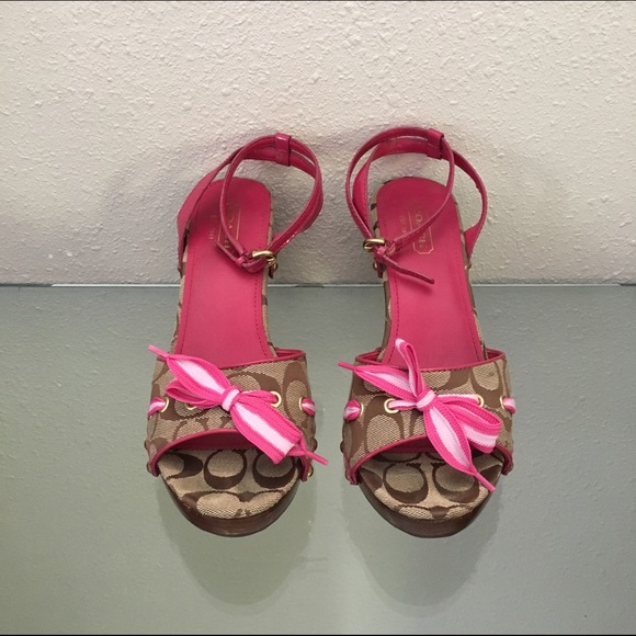 Authentic Coach pink strap open heal - Picture 1 of 4