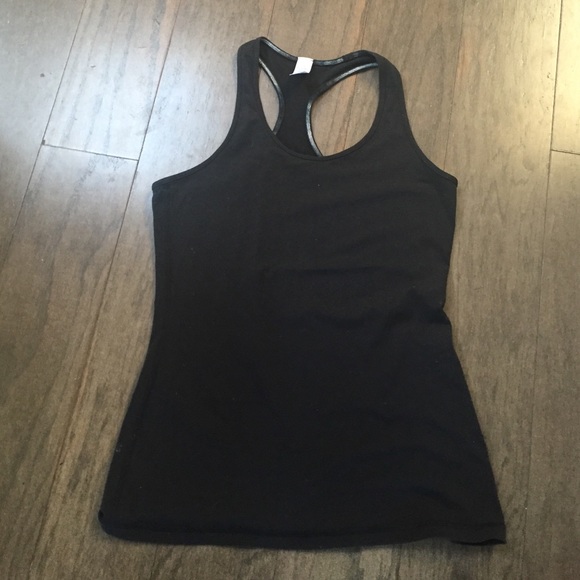 Black Ivivva tank