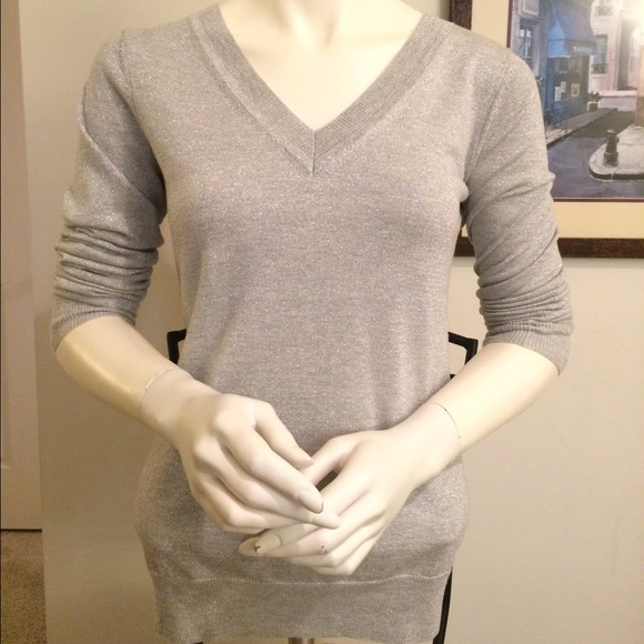Banana Republic silver long sleeve shirt - Picture 1 of 4