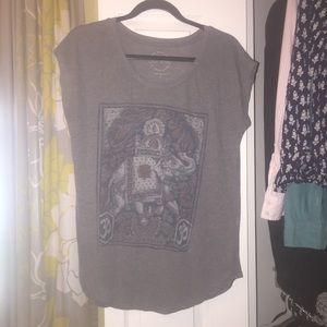 Lucky brand t-shirt