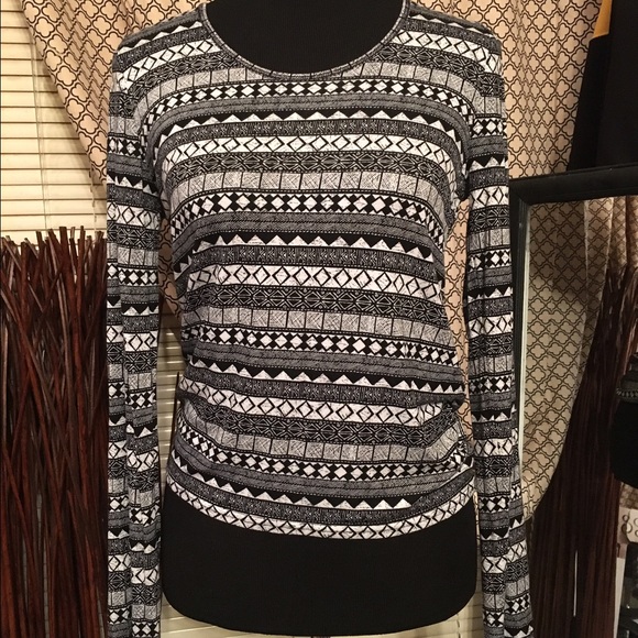 Scoop back long sleeve top