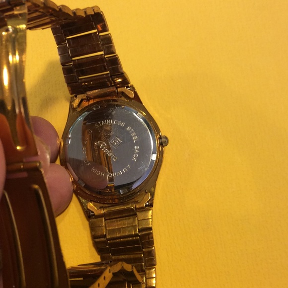 Used Watch - Picture 3 of 4