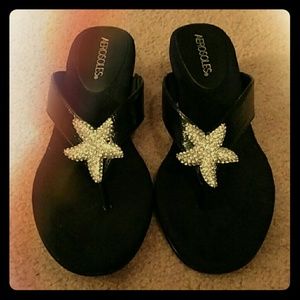 Aerosoles thong sandals