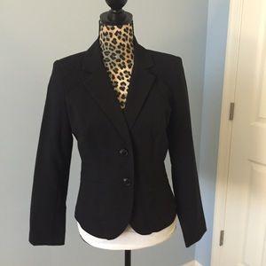 Simple, classy black blazer