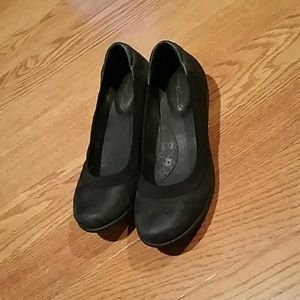 7.5 black comfortable shoes
