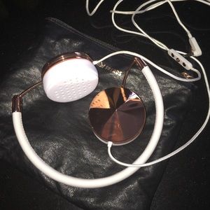 Frends Layla Rose Gold headphones