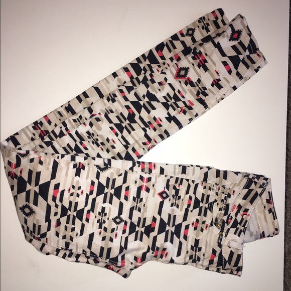 Aztec Jeans - Picture 2 of 2